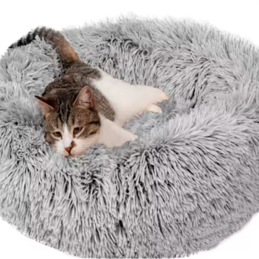 Cat dog round bed indoor resistant bottom calming plush doughnut cushion NWT